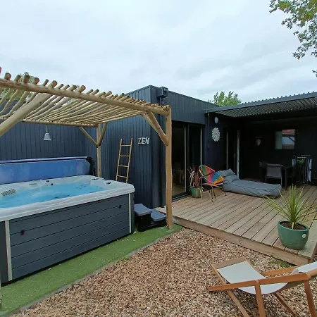 Apb Locations Avec Jacuzzi Privatif 別荘 *