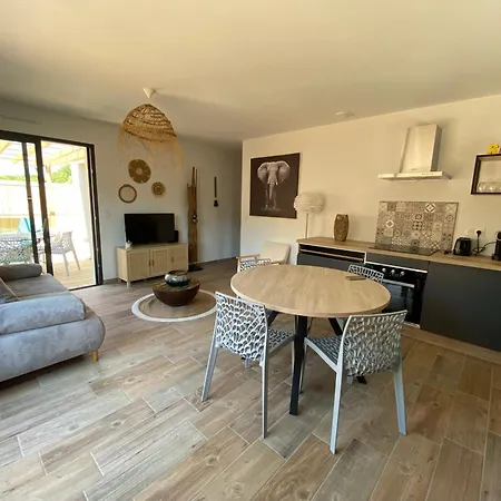 Apb Locations Avec Jacuzzi Privatif * サン・ジャン·ド・モン