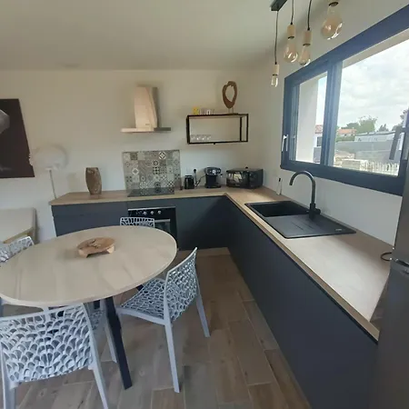 Holiday home Apb Locations Avec Jacuzzi Privatif Saint-Jean-de-Monts