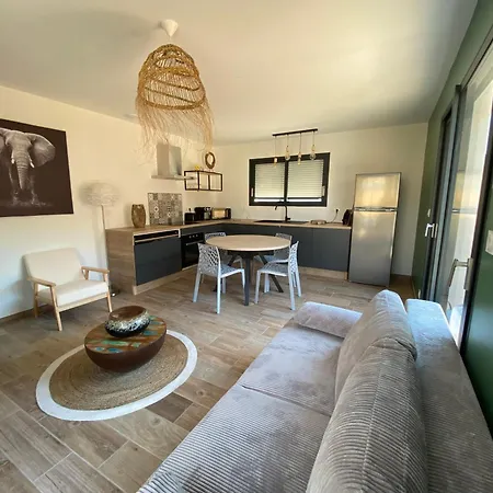 Apb Locations Avec Jacuzzi Privatif