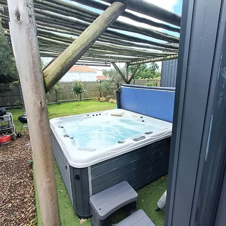 Apb Locations Avec Jacuzzi Privatif 別荘