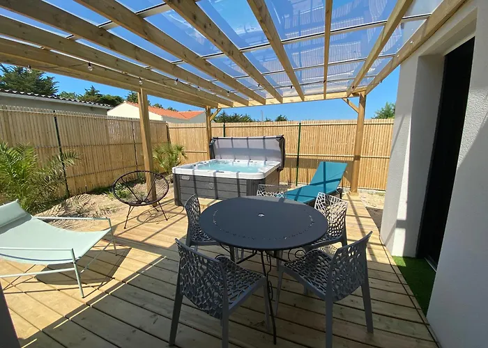 Apb Locations Avec Jacuzzi Privatif *