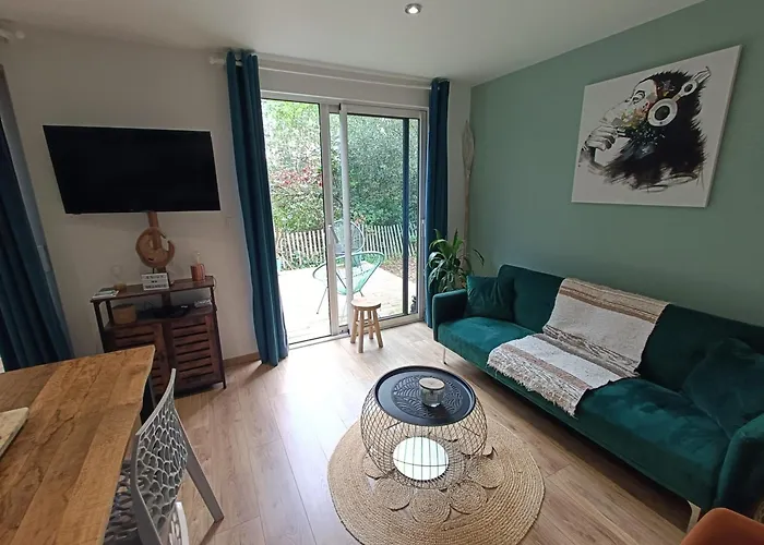 Apb Locations Avec Jacuzzi Privatif 度假居 *