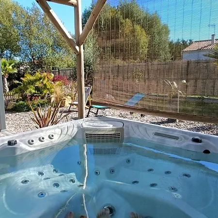 Apb Locations Avec Jacuzzi Privatif 度假居 圣让-德蒙