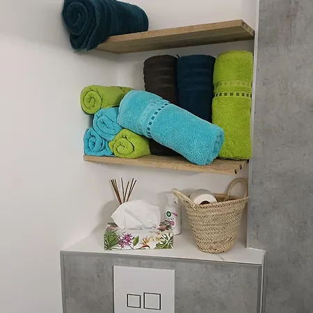 Apb Locations Avec Jacuzzi Privatif 度假居 *