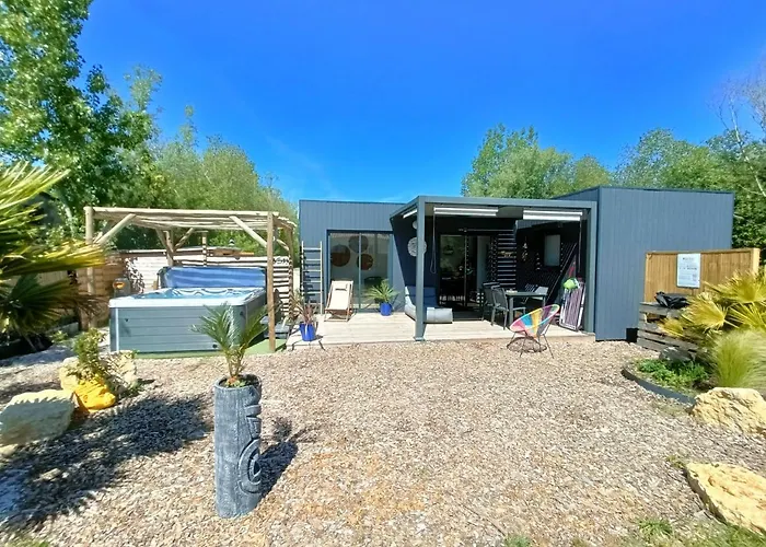 Apb Locations Avec Jacuzzi Privatif *