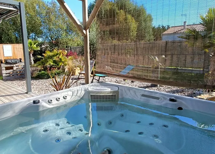 Apb Locations Avec Jacuzzi Privatif בית נופש סן ז'אן דה מון