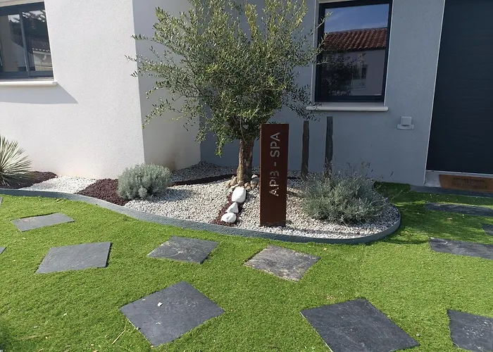 Apb Locations Avec Jacuzzi Privatif *